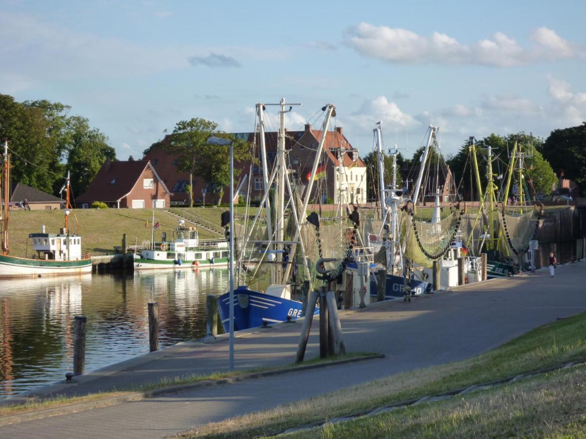 Hohes Haus Hotel Greetsiel Bagian luar foto