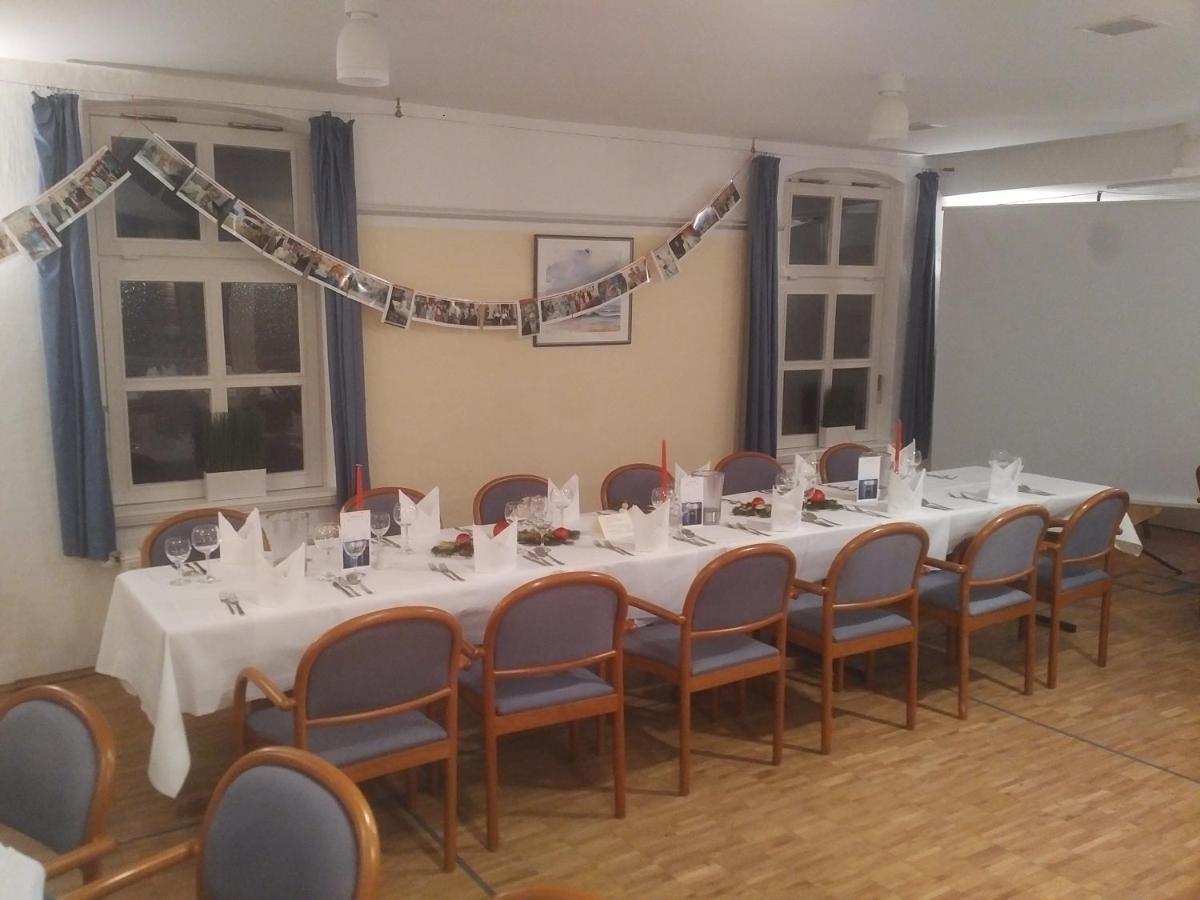 Hohes Haus Hotel Greetsiel Bagian luar foto